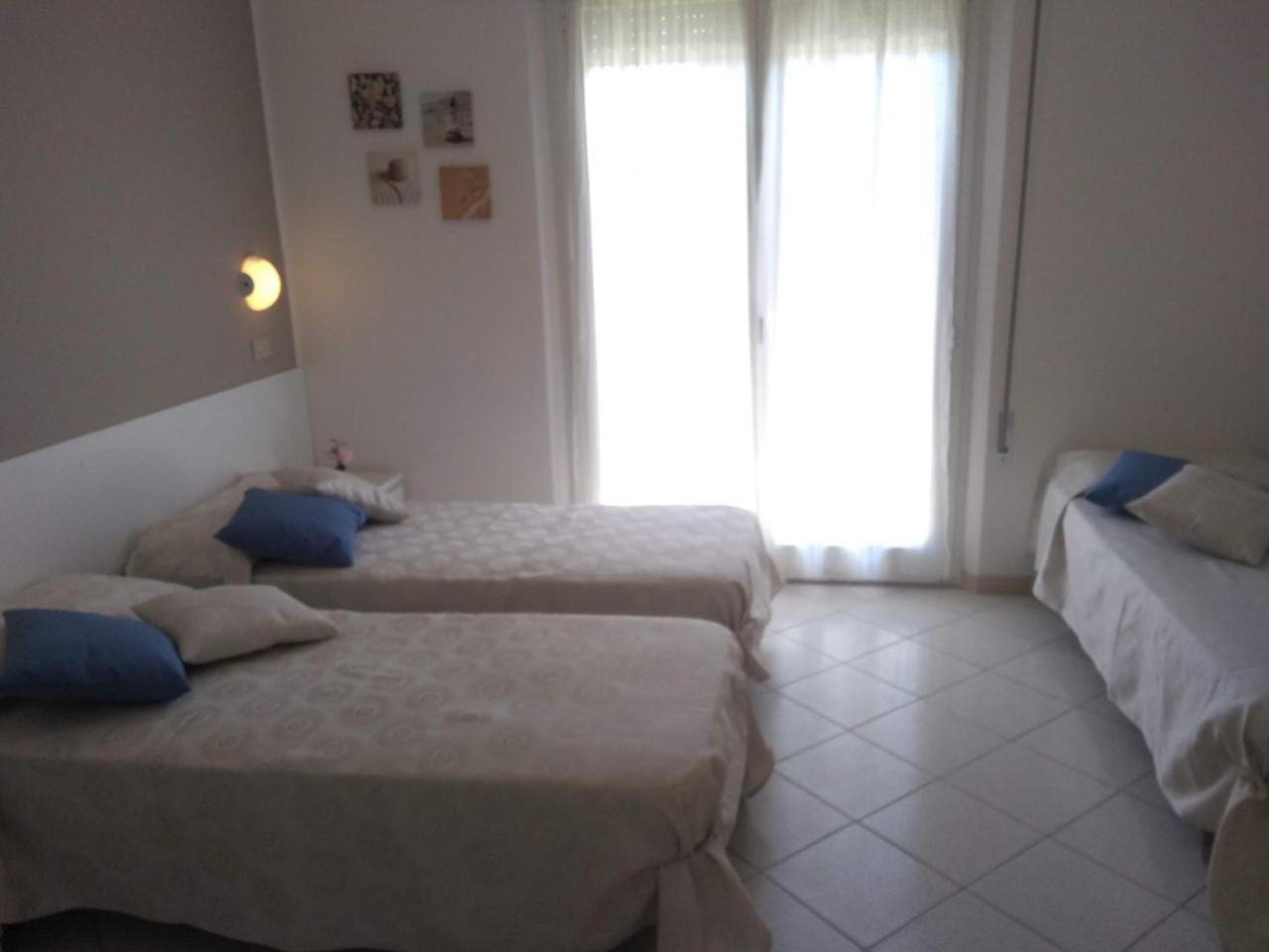 Hotel La Bella Vita Rimini Kültér fotó