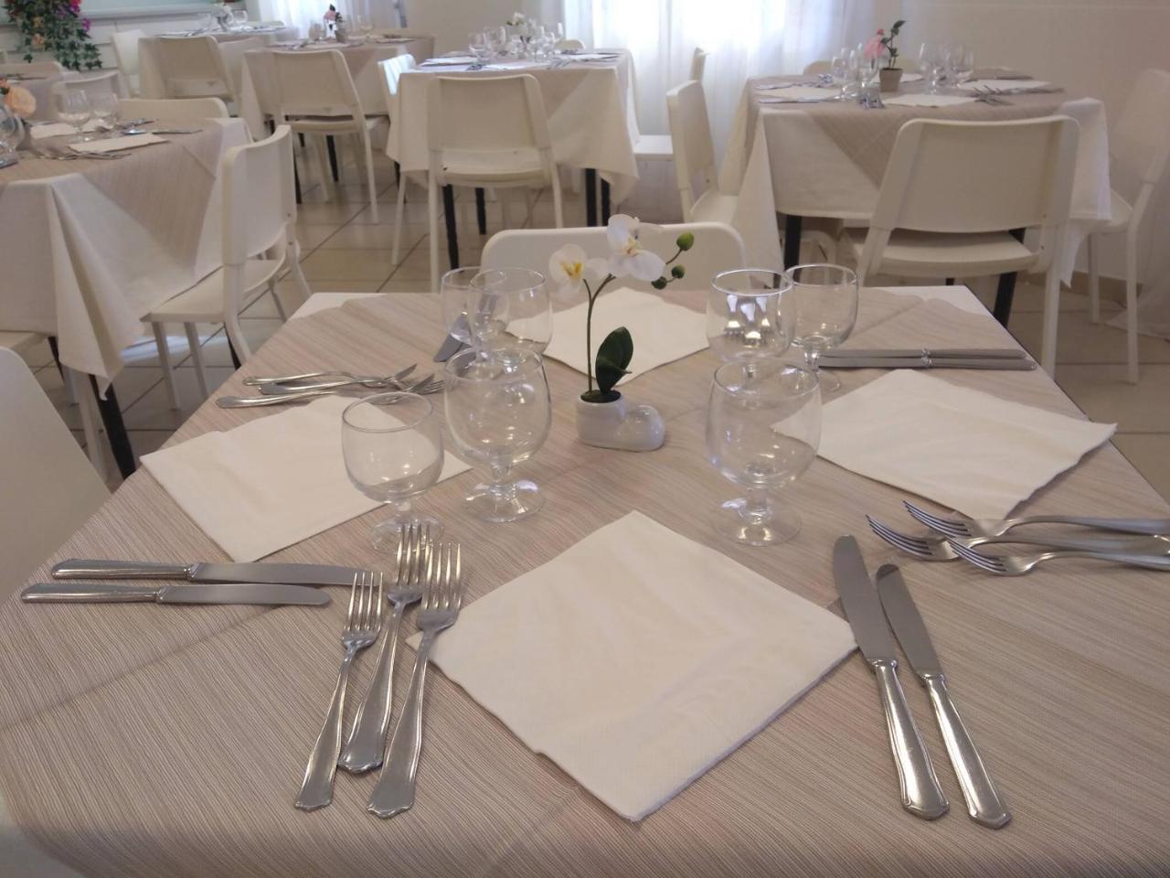 Hotel La Bella Vita Rimini Kültér fotó